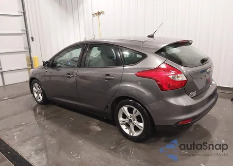 2014 Ford Focus Se z USA, uszkodzony, nr VIN 1FADP3K28EL443618